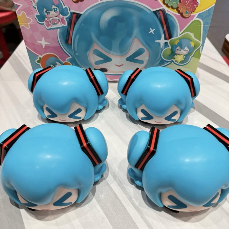 Model Kit Hatsune Miku - مجسمات هاتسوني ميكو، كاغامين رين، ميغورين