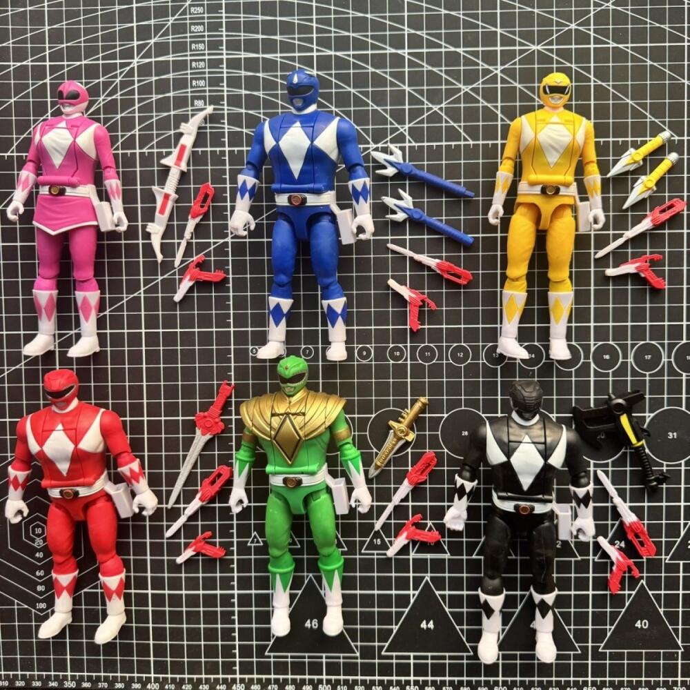هاسبرو باور رينجرز: دمى شخصيات - مراجعة Model Kit Power Rangers وسعره