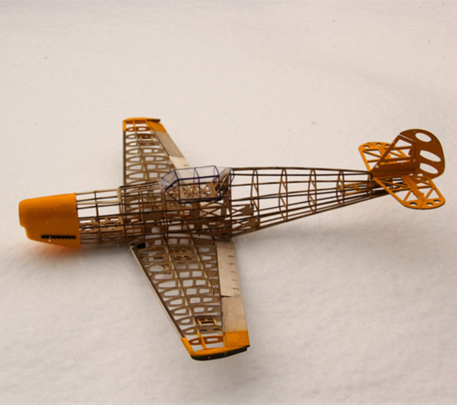 البلسا الخشب طائرة عدة مع الإط - مراجعة Model Kit Airplane وسعره