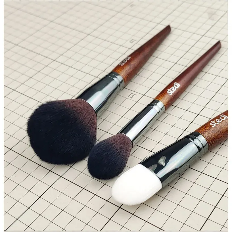 مجموعة فرش تنظيف طراز ستيدي MS - مراجعة Model Kit Tool Set وسعره
