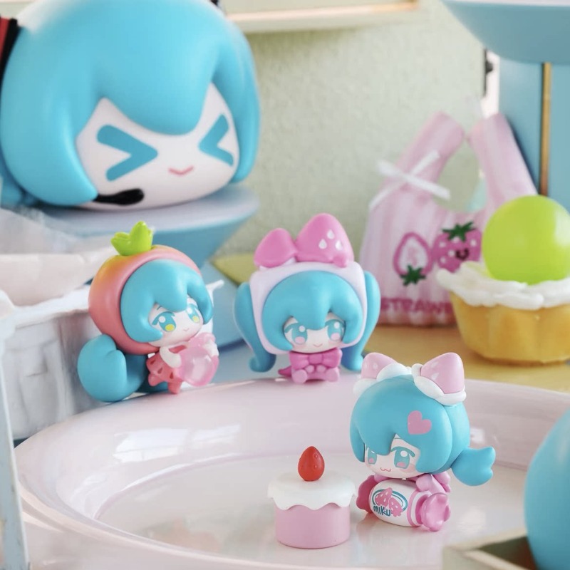 مجسمات هاتسوني ميكو، كاغامين ر - مراجعة Model Kit Hatsune Miku وسعره