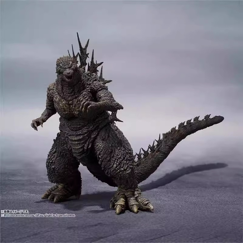 20 سنتيمتر Godzilla ناقص واحد  - مراجعة Model Kit Godzilla وسعره