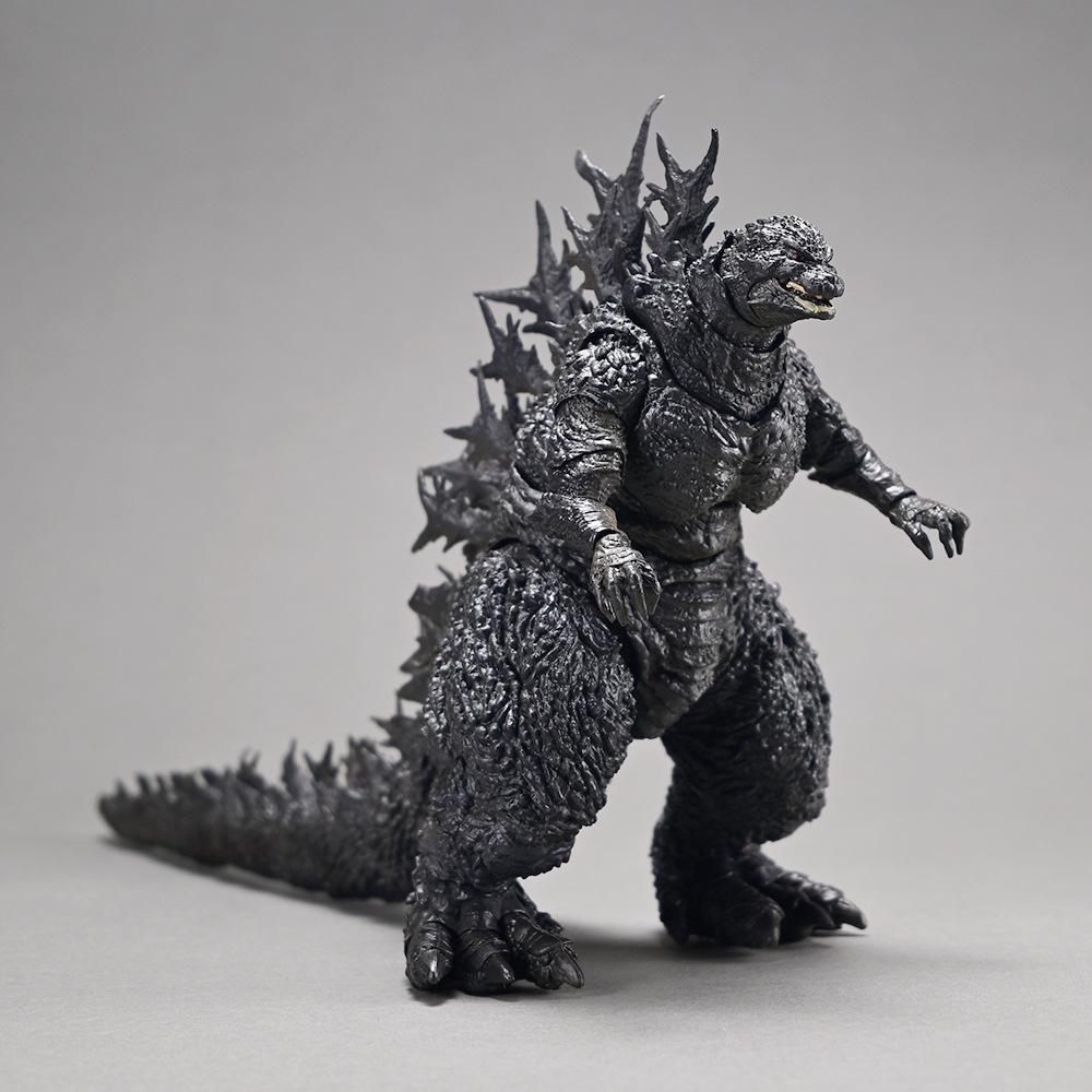 20 سنتيمتر Godzilla ناقص واحد  - مراجعة Model Kit Godzilla وسعره