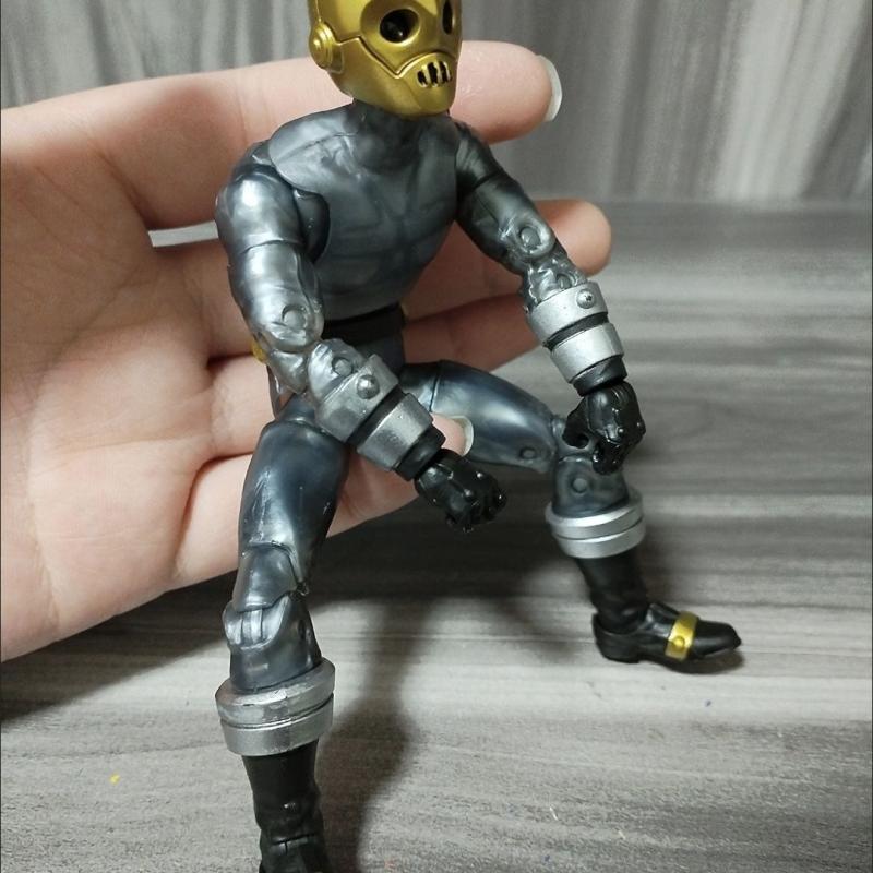 هاسبرو باور رينجرز سلسلة لايتن - مراجعة Model Kit Power Rangers وسعره