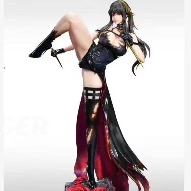 شخصية Spyxfamily Yor Forger An - مراجعة Model Kit Anubis وسعره